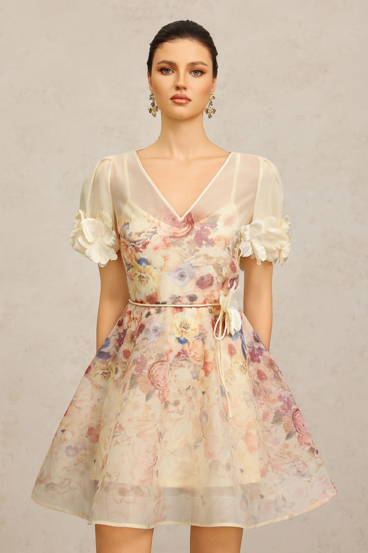 Vestido A-Line Lavanda com Estampa Floral Wisteria e Cintura Marcada