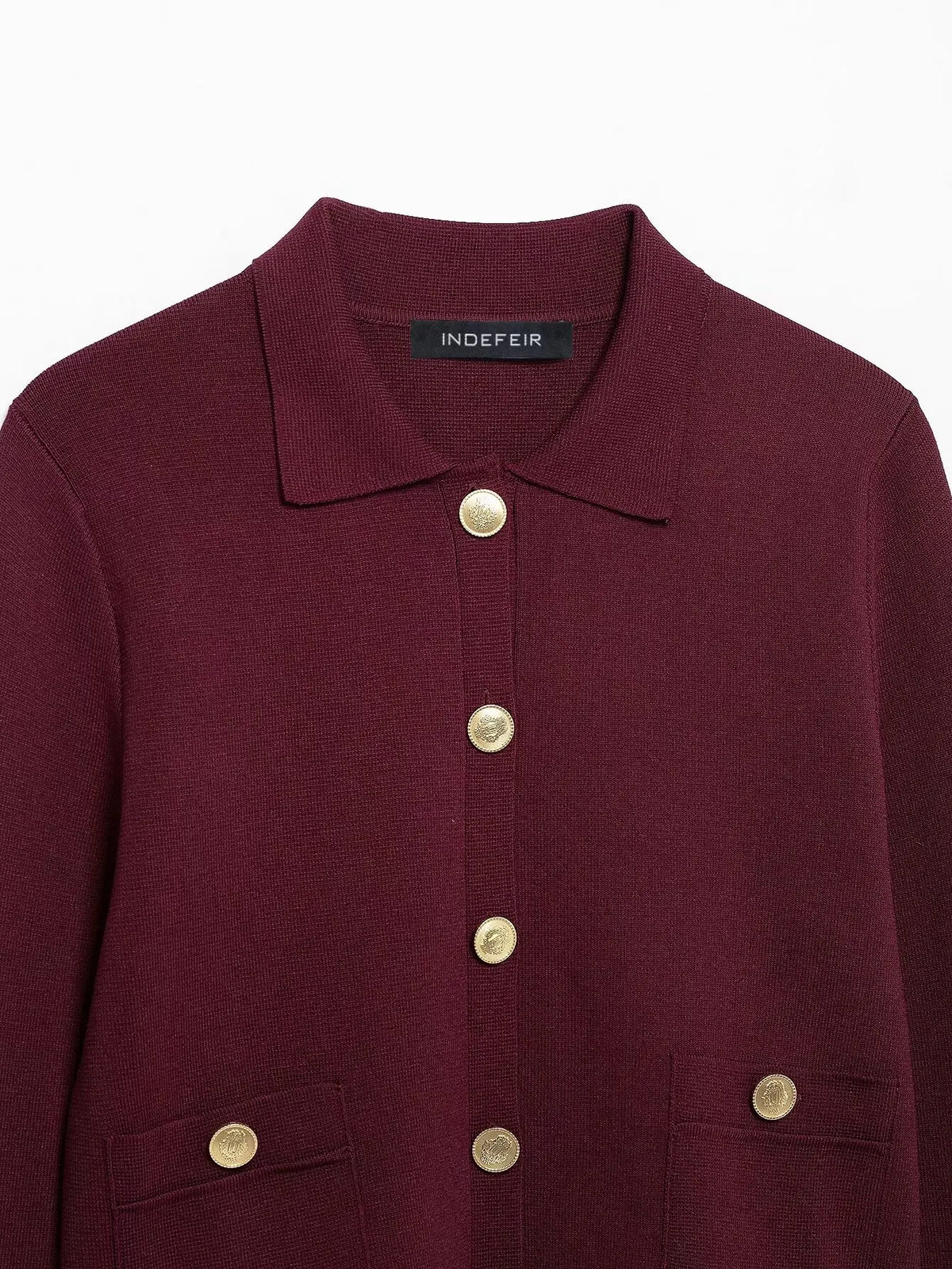 Conjunto Luxo Vermelho em Malha de Alta Densidade – Cardigã e Saia