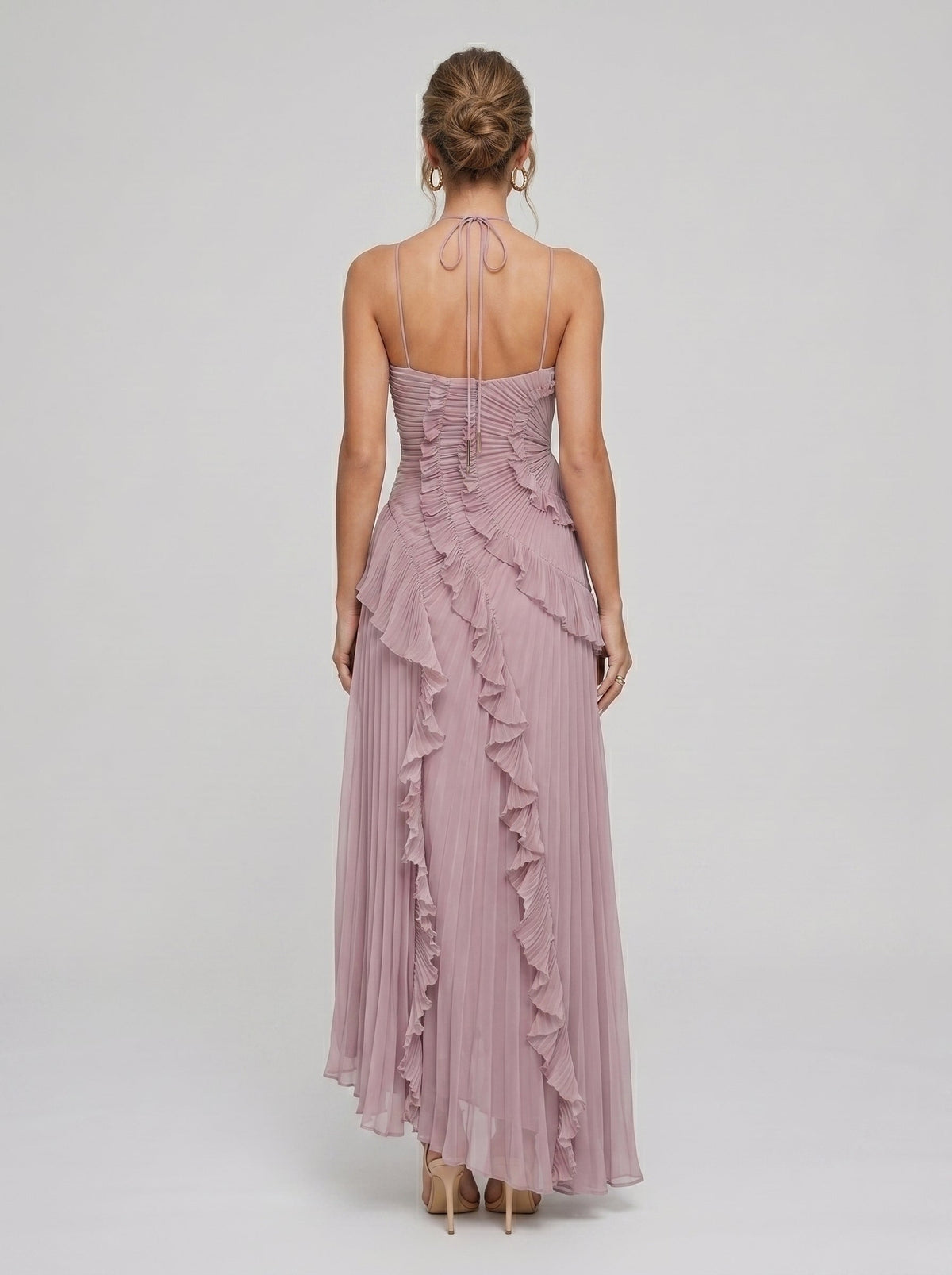 Salomé | Vestido Longo Rosa Antigo em Renda com Babados Assimétricos e Barra Irregular